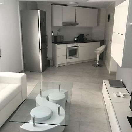 Modern Beach Apartment Torrevieja Exterior photo