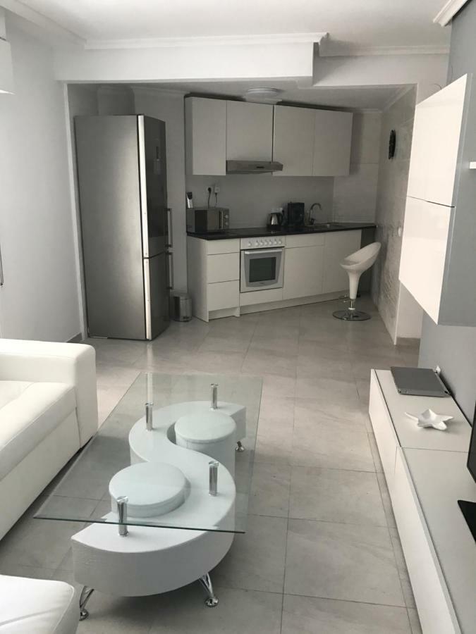 Modern Beach Apartment Torrevieja Exterior photo